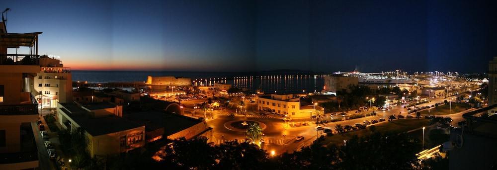 อินฟินิตี้ ซิตี้ บูทิก โฮเต็ล Hotel Heraklion  ภายนอก รูปภาพ